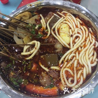足球中了串(足球串的奖金怎么算)