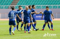 内蒙古足球青训(内蒙古足球青训俱乐部寒假班怎么收费)