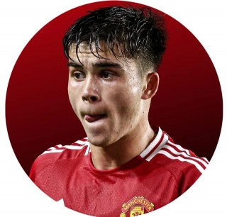 足球妖人边锋(fifa边锋妖人)