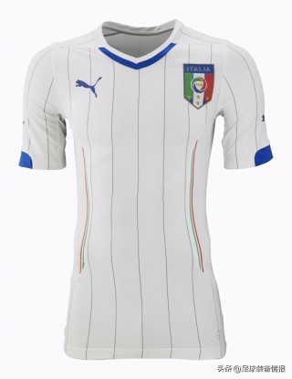 世界足球俱乐部球服排名(足球世界好看的俱乐部球衣)