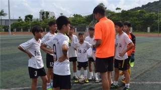 足球学校费用(报足球班学费多少)