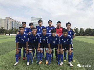 足球比赛简讯(足球比赛简讯范文)