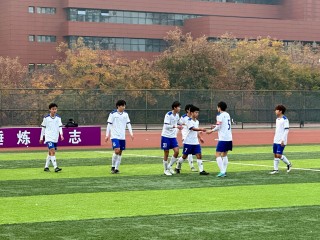 大学生足球联赛校园组(大学生足球联赛校园组冠军对学生有用吗)