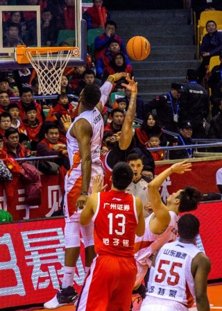 cba广州证券vs浙江(cba2021广东对浙江广厦控股)