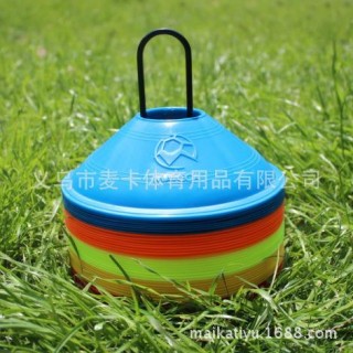 足球正品装备(足球装备品牌前十排名)