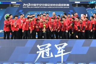 上海冠军足球俱乐部(上海冠军足球俱乐部官网)