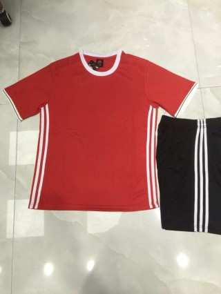 40号足球衣(足球45号球衣是谁穿的)