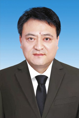 张辉足球(张辉 cba)