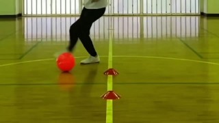足球接控球训练(足球接控球训练方案)
