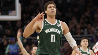 足球洛佩兹(nba 洛佩兹)