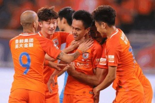 卓尔vs鲁能(卓尔对绿城比赛直播)