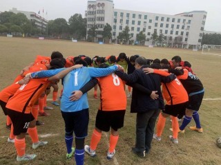 盘龙区中学足球赛排名(盘龙区中学足球赛排名第几)