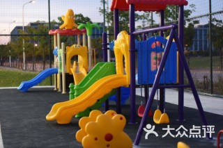 t98足球场(827足球工厂)