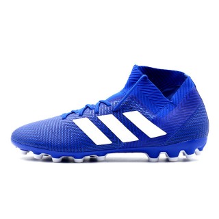 adidas足球鞋系列(adidas足球鞋系列介绍)