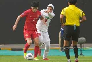 2015亚锦赛中国vs伊朗(2015亚锦赛中国vs伊朗!全场回放)