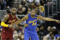 nba詹姆斯vs杜兰特(巅峰的詹姆斯vs巅峰杜兰特)
