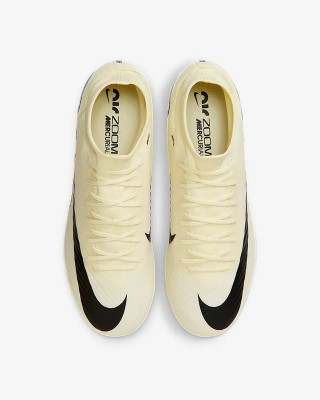 nike足球狗(nike足球authentic)