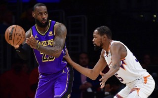nba詹姆斯vs杜兰特(詹姆斯vs杜兰特比赛集锦)