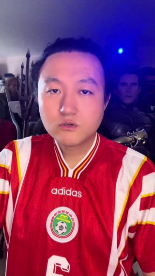 搞笑足球王涛(足球解说王涛暴瘦)