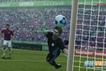 实况足球2013穿裆(实况足球2013wii)