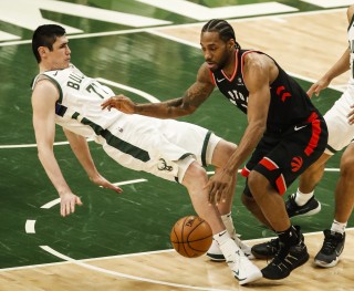 nba雄鹿vs猛龙(nba雄鹿vs猛龙直播)