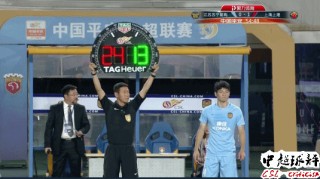 足球哪里补(足球怎么修补)