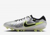 nike足球系列(nike最新足球球鞋)