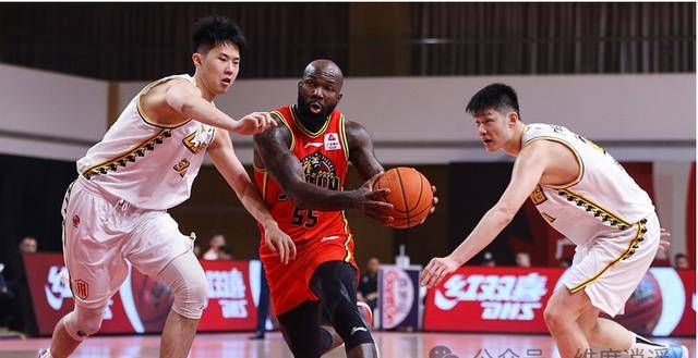cba广厦vs南京(cba广厦对北京比赛视频)，广厦队迎战南京队，CBA焦点对决即将上演  第2张