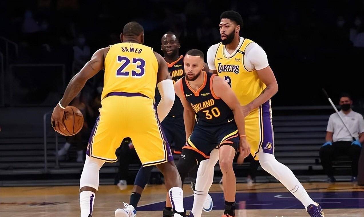 nba湖人vs(nba湖人vs快船回放)，NBA湖人vs快船回放，对决瞬间，NBA湖人vs快船对决瞬间回放  第3张