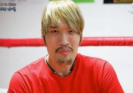 崔洪万VS(崔洪万vs敖日格乐视频)，崔洪万与敖日格乐对决视频  第1张