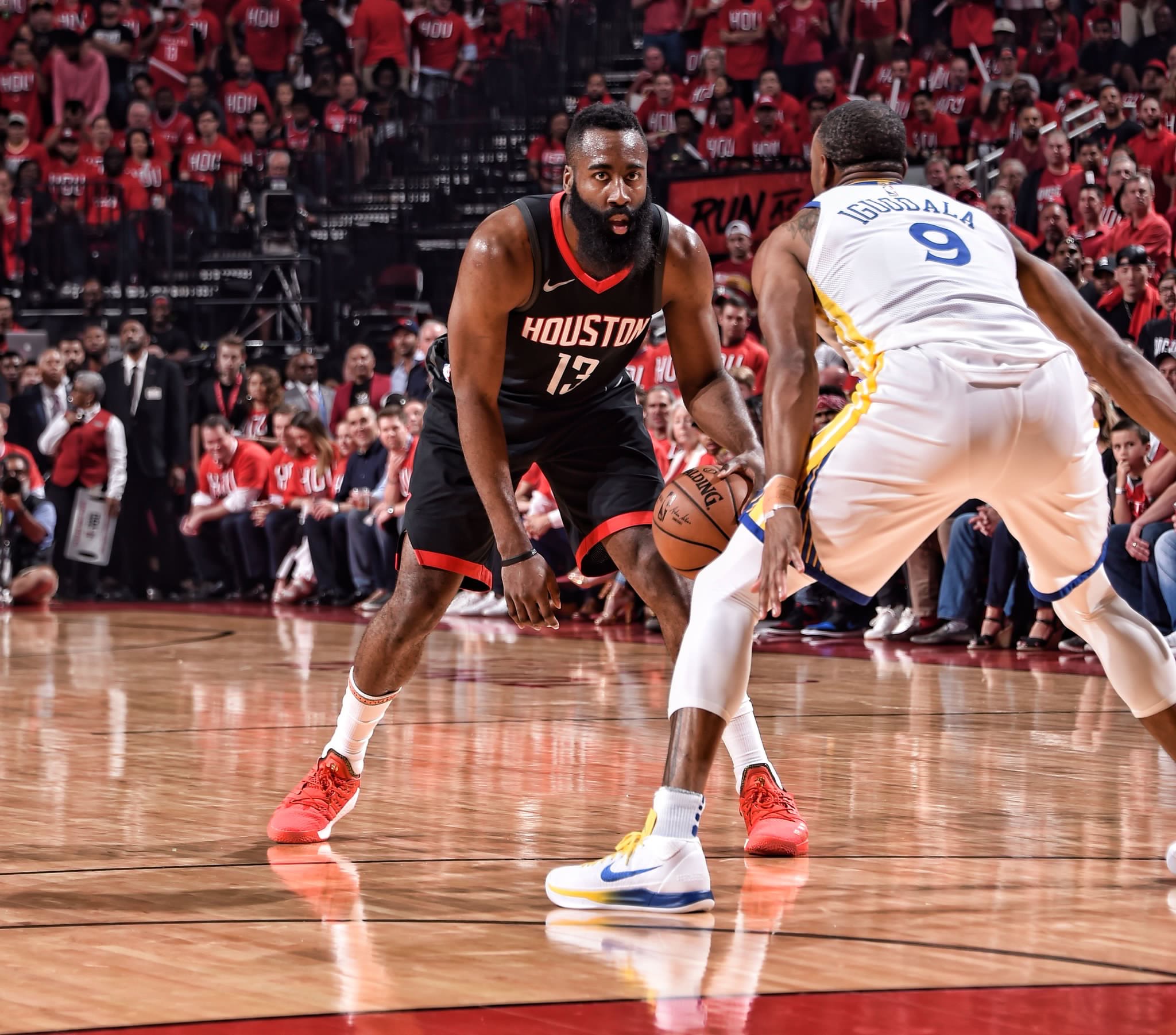 火箭vs勇士2018.01.05(火箭vs勇士NBA直播360 *** )，火箭与勇士对决，NBA直播盛宴  第1张