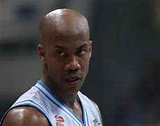 骨头收集者vs马布里(骨头收集者单挑nba球员)  第1张