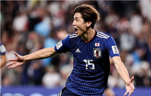 男足伊朗vs日本(日本男足与伊朗男足历史战绩)  第1张