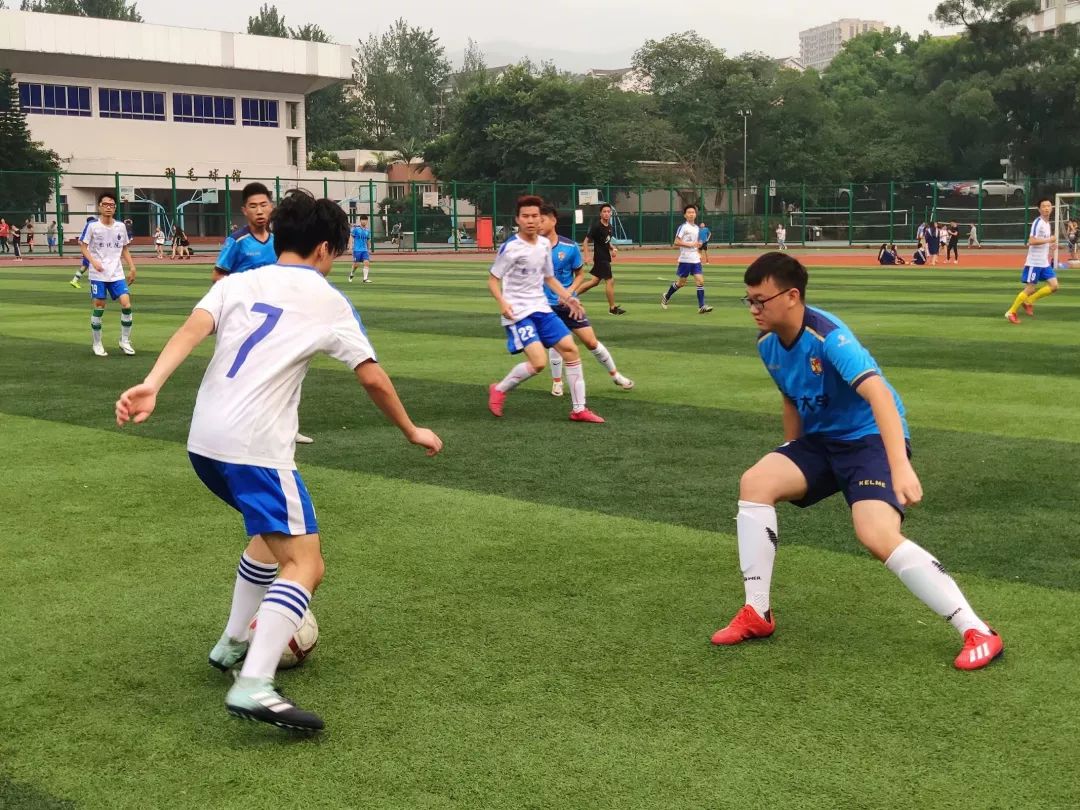 大学足球比赛(大学足球比赛总结)  第1张