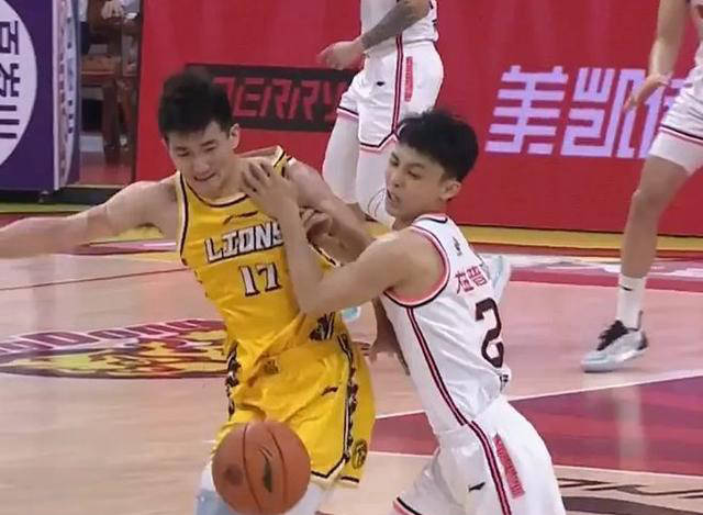 季前赛广东vs天津回放(广东vs天津cba今天现场直播)  第1张