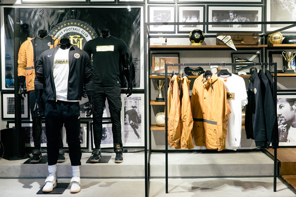北京nike足球店(北京耐克篮球鞋专卖店)  第2张