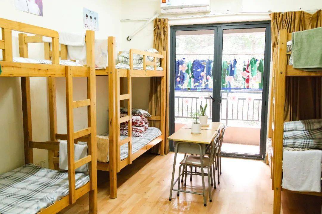 杭州绿城足球学校招生(杭州绿城足球学校学费多少)  第1张
