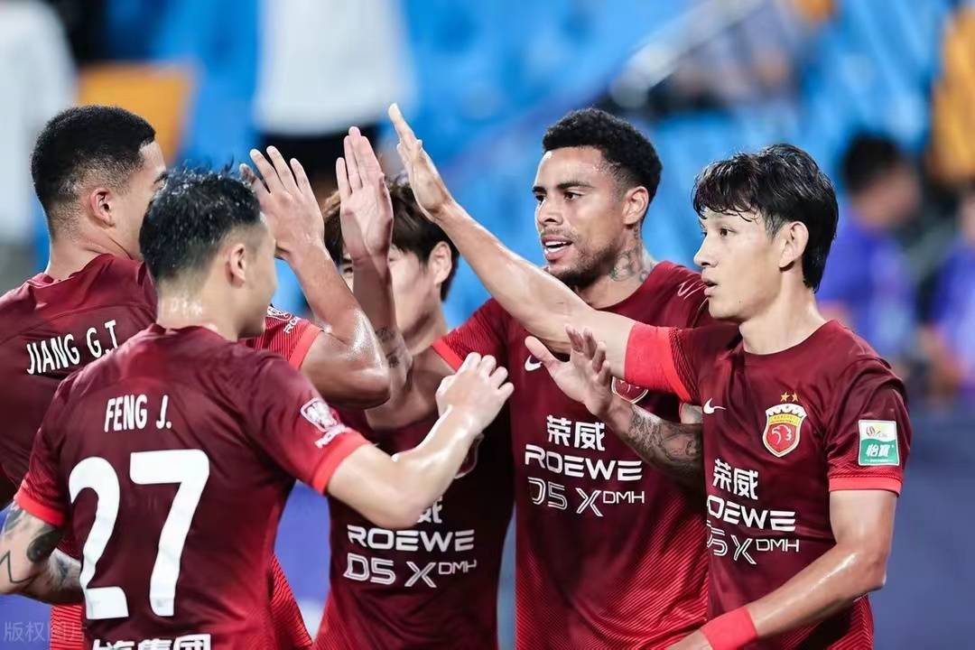 上港足球球迷(上港足球球迷有多少)  第1张