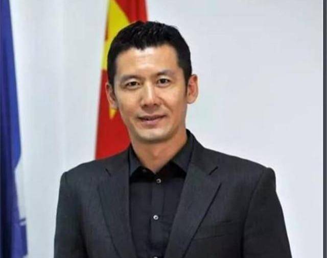 足球杨晨老婆(足球杨晨老婆叫什么)  第1张