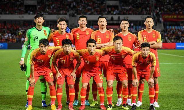 中国踢足球人数(中国踢足球人数排名)  第1张