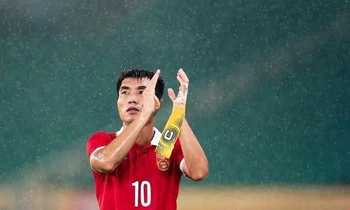 足球李雷雷(李雷雷守门员)  第1张